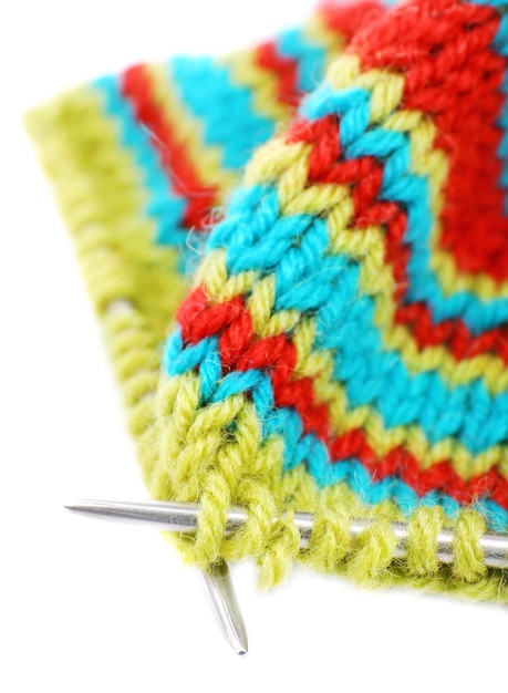 Ręcznie wyszywany motyw ludowy